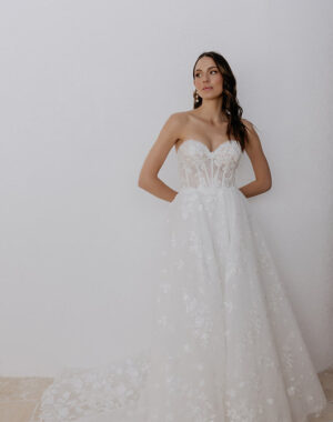 JESSICA COUTURE #NIKKI
