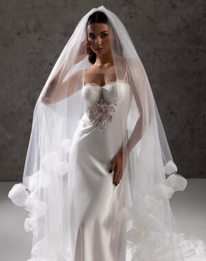 VOIR BRIDE #ALICE VEIL