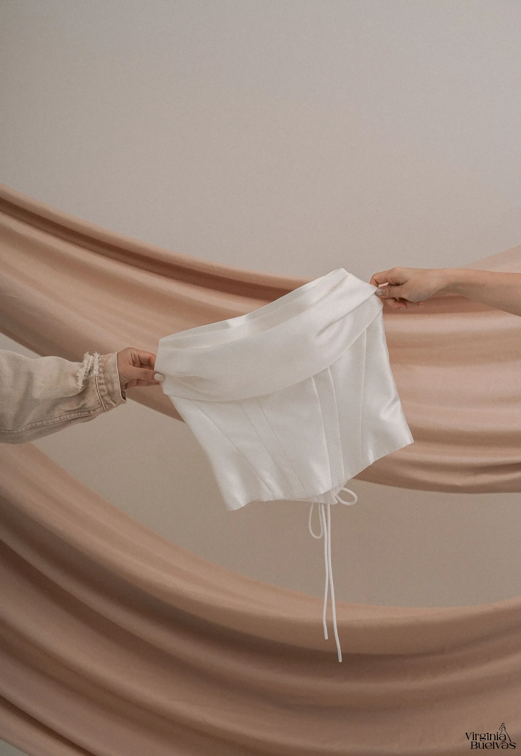 VIRGINIA BUELVAS #CAMELLIA - Image 8